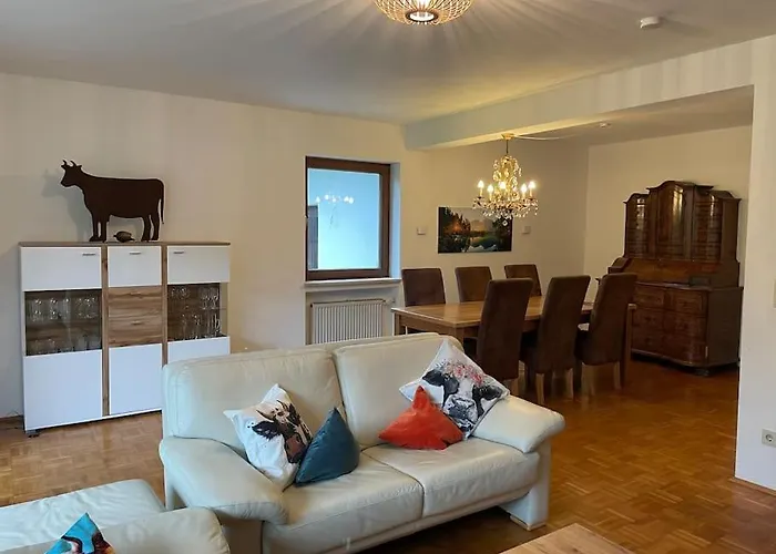 Partenkirchen 公寓 *